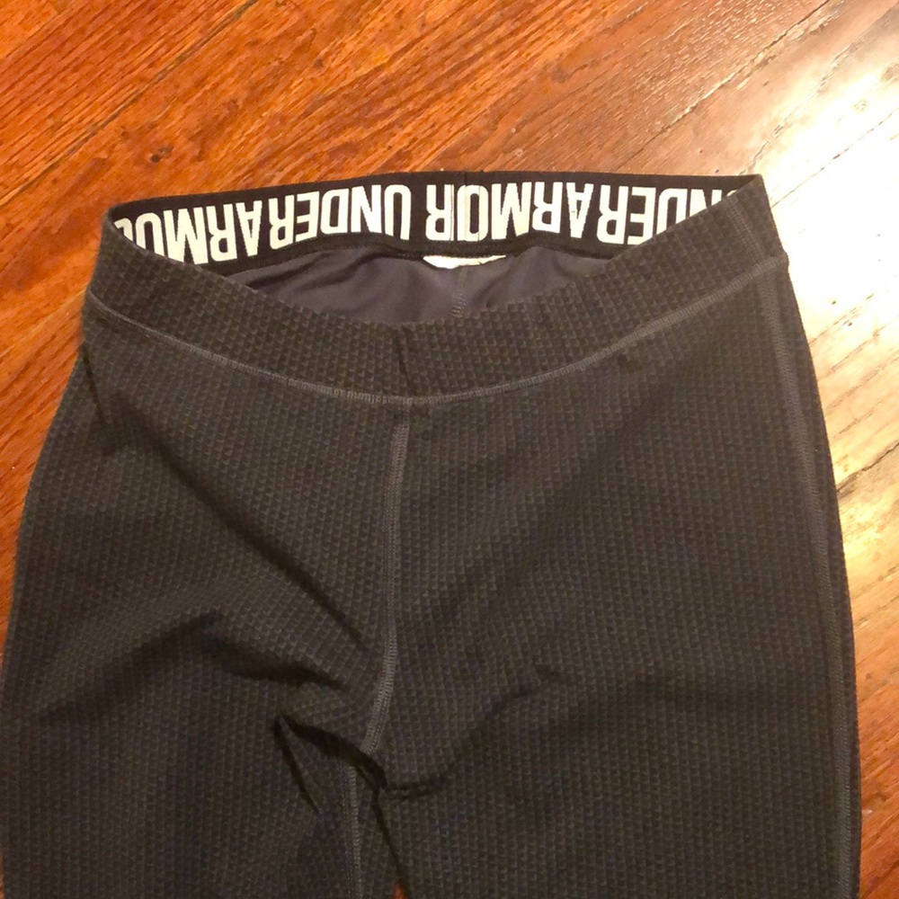 Under Armor full length running leggings - Picture 2 of 3